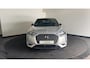 DS 3 Crossback E-Tense So Chic 50 kWh | Lederen Bekleding | Head Up Display | Zwart dak | SoH (batterijcheck) 90,8 % score!