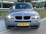 BMW X3 2.5i Executive 192 PK / Automaat / Dealer onderhouden / NAP / Trekhaak afneembaar / 6-Cilinders / PDC V+A / Climate / 17'' LMV /
