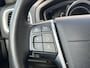 Volvo V40 Cross Country 1.5 T3 Summum | All-Season banden | Parkeersensoren | Navigatie | Trekhaak |