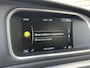 Volvo V40 Cross Country 1.5 T3 Summum | All-Season banden | Parkeersensoren | Navigatie | Trekhaak |