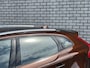 Volvo V40 Cross Country 1.5 T3 Summum | All-Season banden | Parkeersensoren | Navigatie | Trekhaak |