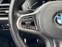 BMW 3-Serie 318i High Executive M - Sport Navigatie / Apple Carplay - Android Auto / Achteruitrijcamera / Stoelverwarming / Cruise control / Hifi Audio Systeem / M -  Sport Aerodynamica / Afneembare trekhaak (1300 KG))