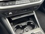 BMW 3-Serie 318i High Executive M - Sport Navigatie / Apple Carplay - Android Auto / Achteruitrijcamera / Stoelverwarming / Cruise control / Hifi Audio Systeem / M -  Sport Aerodynamica / Afneembare trekhaak (1300 KG))