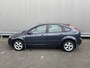 Ford Focus 1.8-16V Ambiente Flexifuel A/C, CC, Navi, Stoelvw, Voorruitvw, LM, Trekh, nw. APK – Inruil Mogelijk –