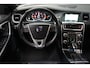 Volvo V60 2.4 D5 Twin Engine R-Design BOM VOL! HARMAN/KARDON DAK LEER BLIS XENON TREKHAAK etc.