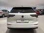 Volkswagen Golf Variant 1.5 eTSI R-Line Edition 116 PK | Automaat | Apple Carplay | 360 Camera | Stoelverwarming | Keyless | Stuurwielverwarming | Elektrische Achterklep | Parkeersensoren | Adaptive Cruise Control |