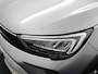 Opel Crossland 1.2 Turbo Elegance Airco, Apple Carplay/Android Auto, bluetooth, Bandenspanningscontrolesysteem, Achteruitrijcamera, Rijstrooksensor, regensensor, Op zoek naar een compacte SUV die stijl, comfort en zuinigheid perfect combineert? Dan is deze Opel Crossland 1.2 Turbo Elegance precies wat je zoekt. Deze uitvoering biedt niet alleen een mo