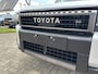 Toyota Land Cruiser 2.8 D-4D President Grijs Kenteken Prijs excl. BTW /incl. BPM | Geel kenteken prijs € 159.850,- incl. BTW| * Export Price EX VAT €72.500* | FULL OPTIONS | Navigatie | Panorama Schuif-Kanteldak | Volledig Lederen Bekleding | Off Road Pakket | LED Verlichting | JBL Audio | Elektrische Achterklep | Stoelverwarming en Koeling | Koelbox | 360 Graden Camera | Blind Spot Monitor | Head Up Display |
