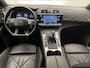 DS 7 Crossback SUV Be Chic 130 pk | Navigatie | Parkeersensoren Achter | Verwarmde Comfortstoelen | Lederen Bekleding | Keyless Start | LED Dagrijverlichting | Climate Control | Cruise Control | 17" Lichtmetalen Velgen | Apple Carplay/Android Auto |