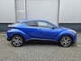 Toyota C-HR 1.8 Hybrid Style | incl Premium Pack | Stoel- en stuurverwarming | JBL Premium Audio | Adaptieve Cruise Control | Parkeersensoren rondom