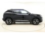 Peugeot 2008 1.2 Hybrid 136 Allure Automaat | Licht metalen velgen | Achteruitrijcamera | Navigatie | Privacy Glass | Noir Perla Nera | BTW auto | 1e eigenaar