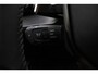Peugeot 2008 1.2 Hybrid 136 Allure Automaat | Licht metalen velgen | Achteruitrijcamera | Navigatie | Privacy Glass | Noir Perla Nera | BTW auto | 1e eigenaar