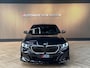 BMW 5-Serie 520i High Executive M Sport Pro - Pano - Carbon