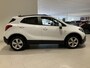 Opel Mokka 1.4 T Edition 140 PK | Bluetooth | Cruise Control | Trekhaak | Parkeersensoren | Airco | Radio | AUX | Verlichting Automatisch | Getinte Ruiten | Lichtmetalen Velgen |