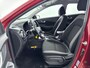 Hyundai Kona 1.0T ESSENCE *| TREKHAAK | NAVI | CLIMA | 16'' LM VELGEN | CRUISE | CAMERA | NAVI via APPLE CAR PLAY & ANDROID AUTO |