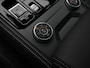 Volkswagen Touareg 3.0 TSi 462 pk tiptronic eHybrid 4MOTION R | Panoramadak | Servosluiting portieren | Leder 'Vienna' | Head-Up Display | Geheugenstoelen | Rondomzicht camera