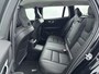 Volvo V60 2.0 T6 Plug-in hybrid AWD Essential | Lederen bekleding | BLIS | Adaptive Cruiscontrol | PDC V+A & Camera | Lederen bekleding + Stoel & Stuurverwarming |
