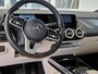 Mercedes-Benz B-klasse 200 Business Solution Luxury | ELEKTRISCHE TREKHAAK | PANORAMADAK | ELEKTRISCHE KOFFERKLEP | NAVIGATIE |