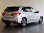 Mercedes-Benz B-klasse 200 Business Solution Luxury | ELEKTRISCHE TREKHAAK | PANORAMADAK | ELEKTRISCHE KOFFERKLEP | NAVIGATIE |