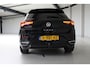 Volkswagen T-Roc 1.5 TSI Sport R-Line DSG | Navigatie | Panoramadak | PDC + Camera | LM'19 Suzuka |