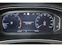 Volkswagen T-Roc 1.5 TSI Sport R-Line DSG | Navigatie | Panoramadak | PDC + Camera | LM'19 Suzuka |