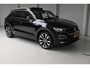 Volkswagen T-Roc 1.5 TSI Sport R-Line DSG | Navigatie | Panoramadak | PDC + Camera | LM'19 Suzuka |