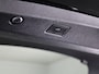 Volkswagen ID.7 Pro Business 77 kWh 286 PK | Warmtepomp | 20 Inch | Camera | Navigatie
