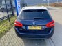 Peugeot 308 SW 1.2 PureTech Blue Lease Premium met o.a. pano dak, navi, LED, camera, etc.