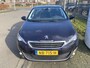 Peugeot 308 SW 1.2 PureTech Blue Lease Premium met o.a. pano dak, navi, LED, camera, etc.