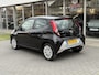 Toyota Aygo 1.0 VVT-i X-Play Automaat | Eerste eigenaar, Apple CarPlay/Android Auto, Parkeercamera, Airco, In hoogte verstelbare stoel