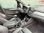 BMW 2-Serie Active Tourer BWJ 2018 218d 150 PK High Executive M-sport AUTOMAAT | LEDER | STOELVERW. | FULL LED | SCHUIF PANODAK | KEYLESS | NAVI | CLIMA | CRUISE | PDC | CAMERA | LMV