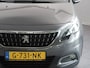 Peugeot 2008 1.2 PureTech Signature | Apple CarPlay/ Android Auto | Cruise Control | Parkeersensoren | Automatische Dimlichten | Airco | DAB |