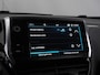 Peugeot 2008 1.2 PureTech Signature | Apple CarPlay/ Android Auto | Cruise Control | Parkeersensoren | Automatische Dimlichten | Airco | DAB |