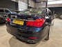 BMW 7-Serie 750i High Executive - Softclose - Memorystoelen - Schuifdak - NL Auto