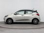 Hyundai i10 1.0 COMFORT | NAVI via APPLE CAR PLAY & ANDROID AUTO | TREKHAAK voor FIETSENDRAGER | AIRCO | CRUISE | BLUETOOTH | STOOTSTRIPS | FABRIEKSGARANTIE GELDIG T/M 1-2029! |