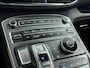 Hyundai Santa Fe 1.6 T-GDI HEV PREMIUM SKY | TREKHAAK | SCHUIFKANTELDAK | 1650 KG TREKGEWICHT | CLIMA | CRUISE | LEDER | 19'' LM VELGEN | FABRIEKSGARANTIE GELDIG T/M 6-2027! |