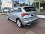 Skoda Kamiq 1.5 TSI ACT Business Edition / Panorama dak / zwenkbare trekhaak / Virtual Cockpit / 17 Inch / Navigatie / Camera