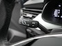Skoda Kamiq 1.0 TSI Sport Business 110pk DSG | Panodak | RS Sportstoelen Verwarmd | Trekhaak Afn. | Chrystal LED |  Camera | Apple Carplay | 18"L.M | Keyless | Virtual | LED |