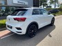 Volkswagen T-Roc 1.5 TSI 150pk DSG R-Line / Panoramadak / Virtual Cockpit / 2x R-Line / 19" LMV / Trekhaak