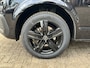 Volkswagen Transporter 2.0 TDI L2H1 DC 150PK Airco Cruise controle Telefoonverbinding Trekhaak 2500kg trekgewicht Apple carplay Navigatiesysteem schuifdeur Euro 6 DC 1e eigenaar Dealer onderhouden