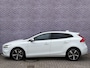 Volvo V40 1.5 T3 Polar+ Sport | DAB | Panoramadak | Stoelverwarming | Parkeersensoren V+A | Parkeercamera | Keyless entry/start | Harman/Kardon | Volvo on Call |