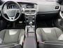 Volvo V40 1.5 T3 Polar+ Sport | DAB | Panoramadak | Stoelverwarming | Parkeersensoren V+A | Parkeercamera | Keyless entry/start | Harman/Kardon | Volvo on Call |