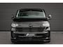 Volkswagen Transporter 2.0 TDI L2H1 BULLI 150PK DSG FULL BLACK / DRIVER ASSISTANCE / 2-ZITS / MY2024 / CAMERA / ADAP.CRUISE / FUL