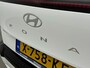 Hyundai Kona Electric Comfort 65.4 kWh | Nu 30899,- !! | Warmtepomp | V2L | SoH 99,1% | Adaptive cruise | Navigatie | Camera |