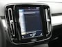 Volvo XC40 T4 Momentum Automaat 191pk Dealer O.H | Adaptive Cruise | Harman Kardon | Camera | Lederen Sportstoelen Verwarmd | LED | Pilot Assist |  Navigatie | Virtual | DAB |
