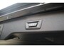 BMW 5-Serie Touring 520i High Executive M-Sport Leder dashboard / Pano / Individual / Camera / 19inch