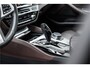 BMW 5-Serie Touring 520i High Executive M-Sport Leder dashboard / Pano / Individual / Camera / 19inch