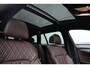 BMW 5-Serie Touring 520i High Executive M-Sport Leder dashboard / Pano / Individual / Camera / 19inch