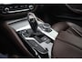BMW 5-Serie Touring 520i High Executive M-Sport Leder dashboard / Pano / Individual / Camera / 19inch
