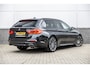 BMW 5-Serie Touring 520i High Executive M-Sport Leder dashboard / Pano / Individual / Camera / 19inch